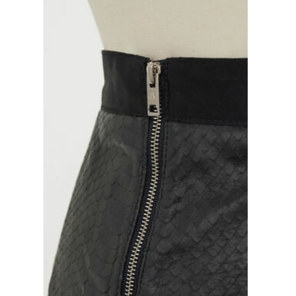 GIAMBATTISTA VALLI x H&M Leather Skirt Black Mini - Picture 4 of 5